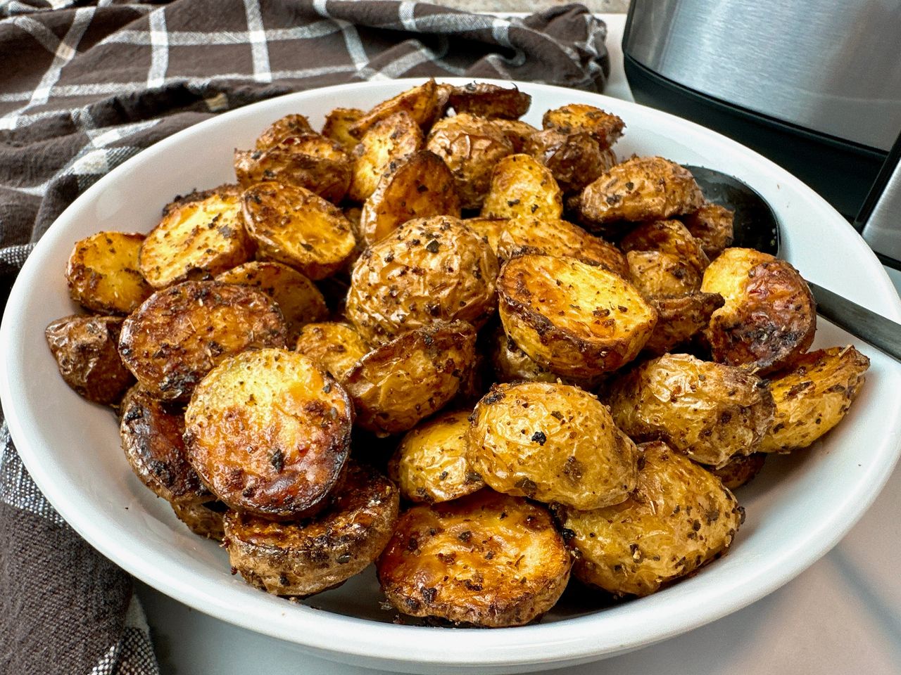 Crispy Air Fryer Baked Potatoes