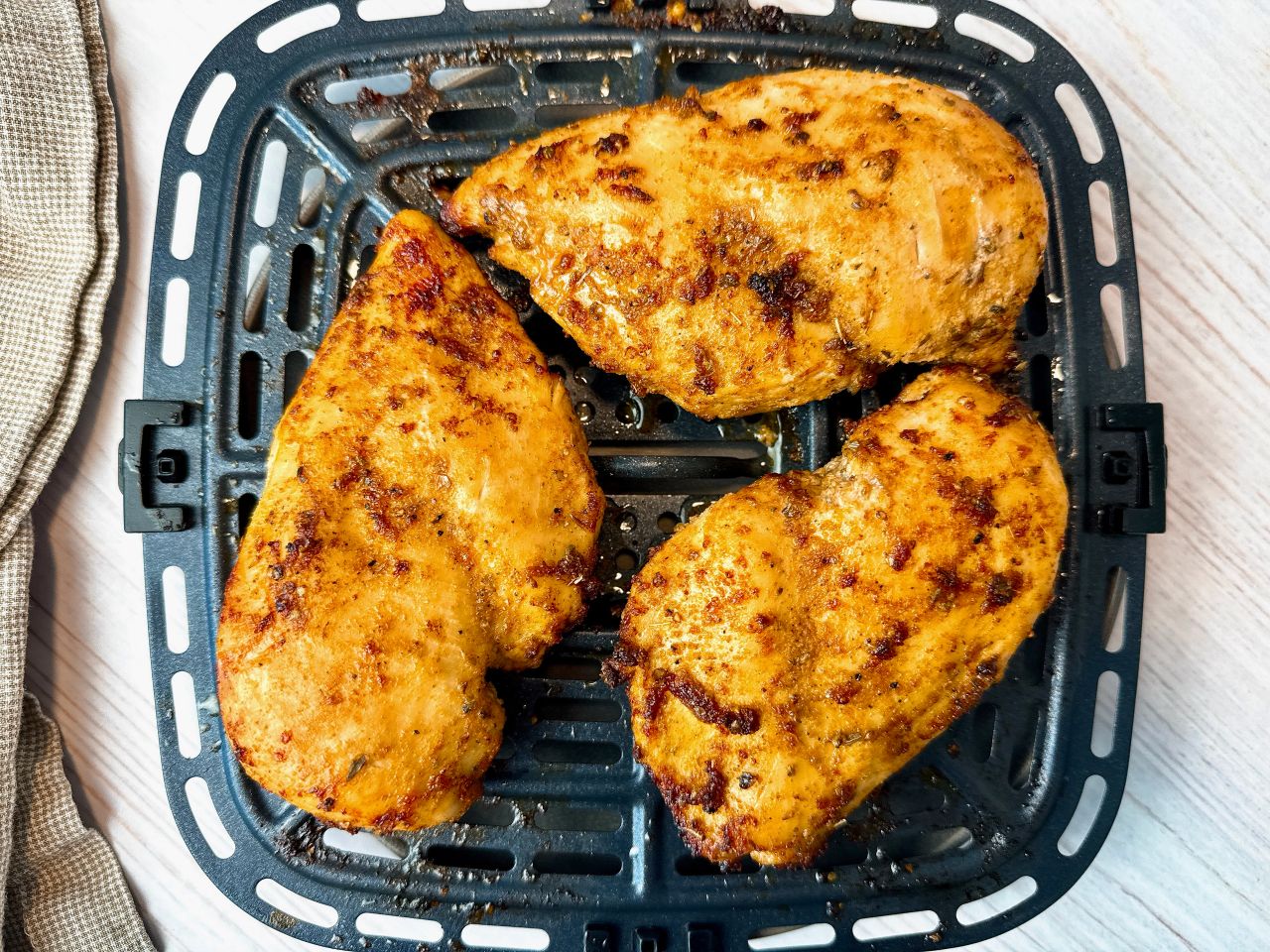 How to Use Air Fryer to Grill Chicken: Ultimate Guide