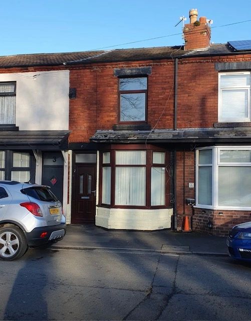  TO LET,  Heath Street St Helens 2 Bed Terraced £800pcm
