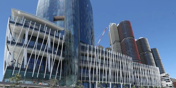 Facade construction, Crown Resorts Sydney