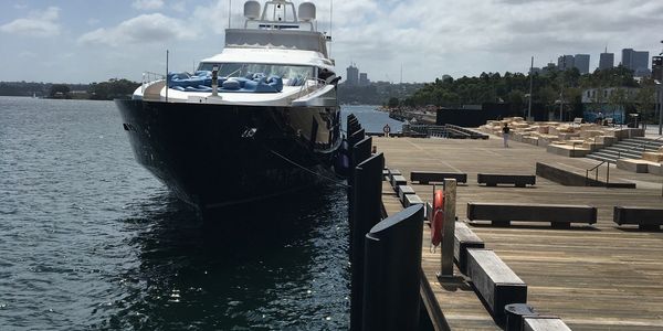 Boardwalk and water taxi pontoon, Barangaroo Sydney