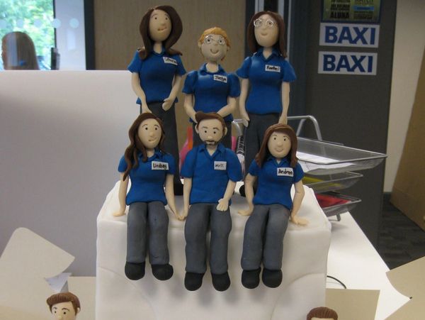 Colleagues as cake decorations