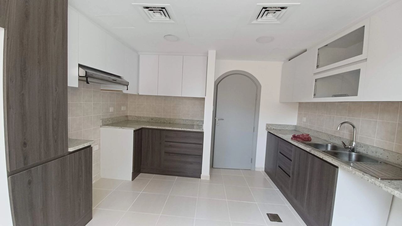 After completion of the Renovation of the Kitchen in a Villa in Springs - Dubai After completion of the Renovation of the Kitchen in a Villa in Springs - Dubai