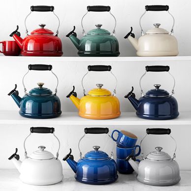 Le Creuset Classic Whistling Kettles