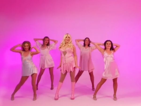 Sabrina Carpenter Tribute| | Book a tribute act | pop music |Sabrina Carpenter music