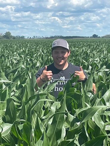 Jon Strobel in our E095D3 corn near Towner, ND - 7-12-22