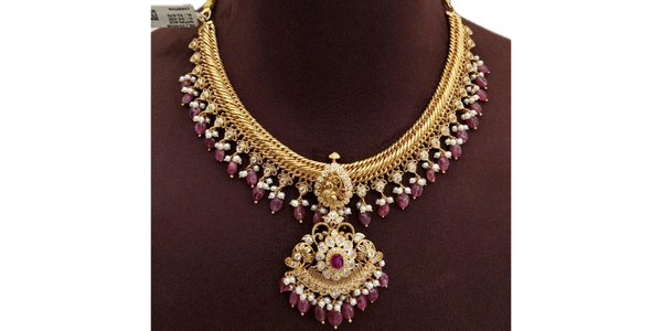 Specialized custom gold jewelry