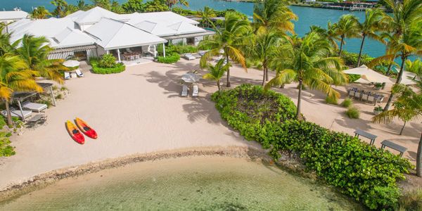 Luxury villa on the beach