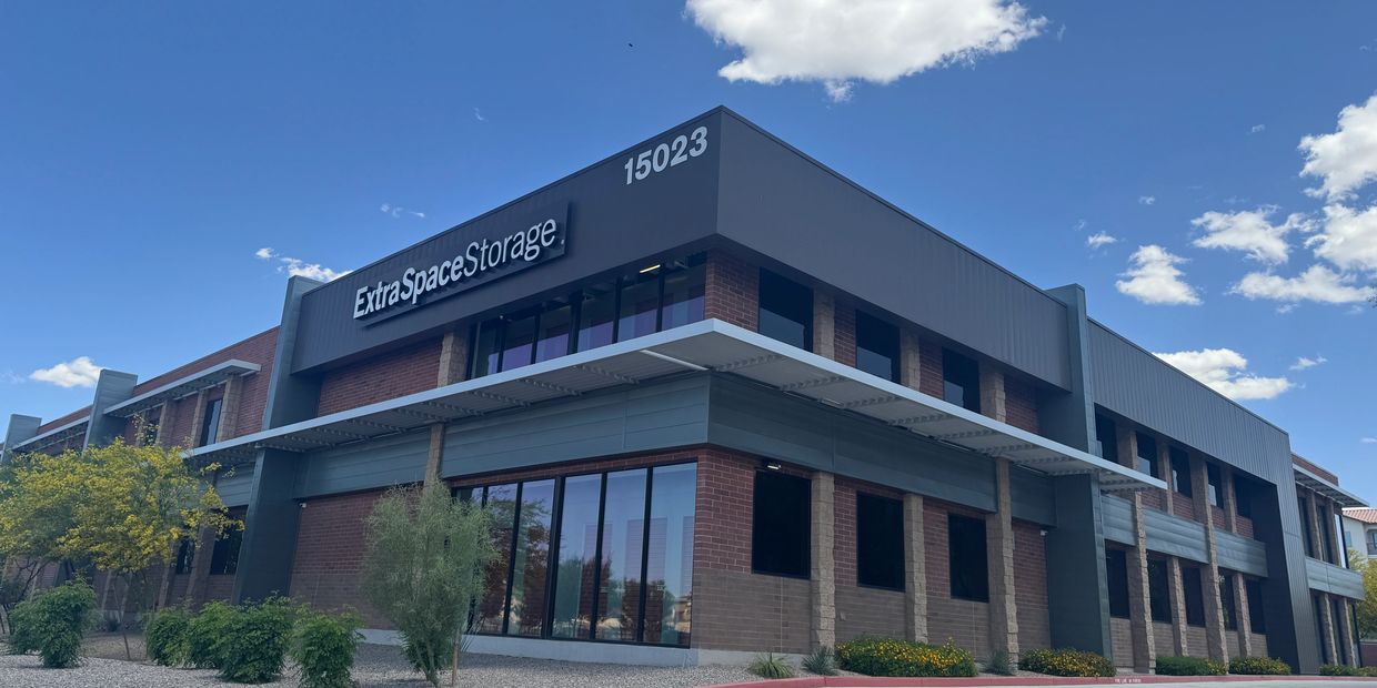 Raintree and Pima Self Storage in Scottsdale Arizona. Multi-level building with brick accents.