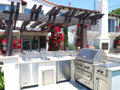 Tony Pearce Hardsape Outdoor Kitchen