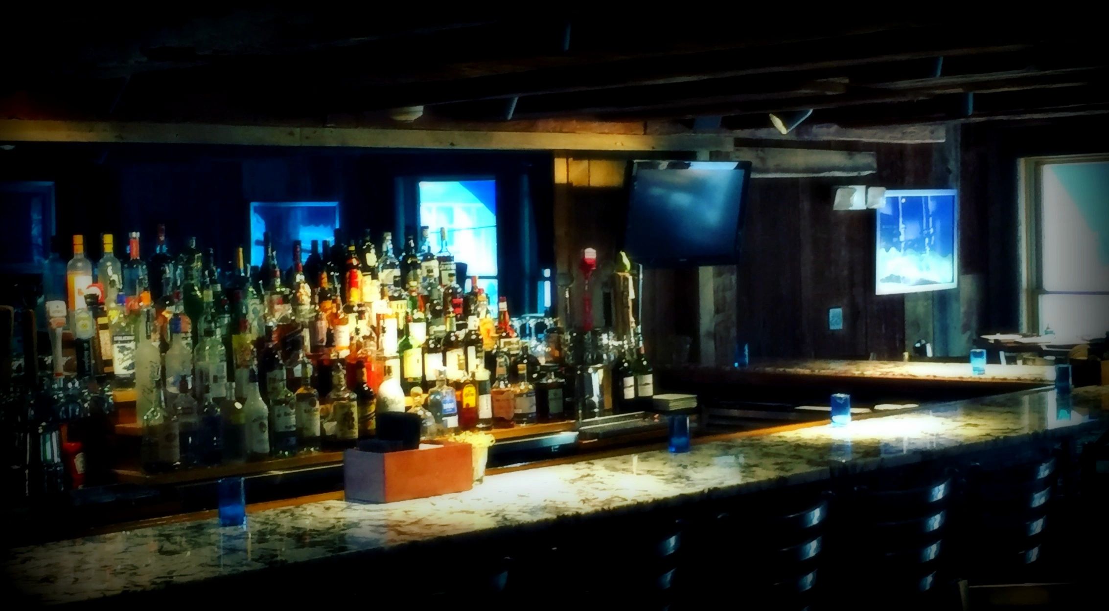 Sugar Loaf Taphouse Restaurant, Bar