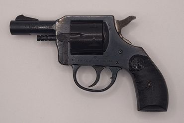 USED H&R 729 32 S&W L W/ AMMO $140