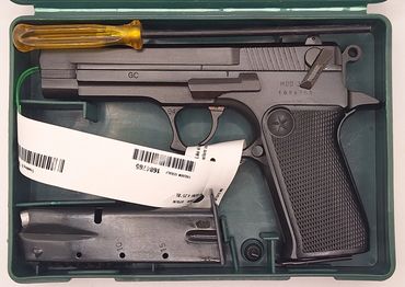 (D102) MINT STAR 30M 9MM W/ 2MAGS, TOOLS, BOX $400
