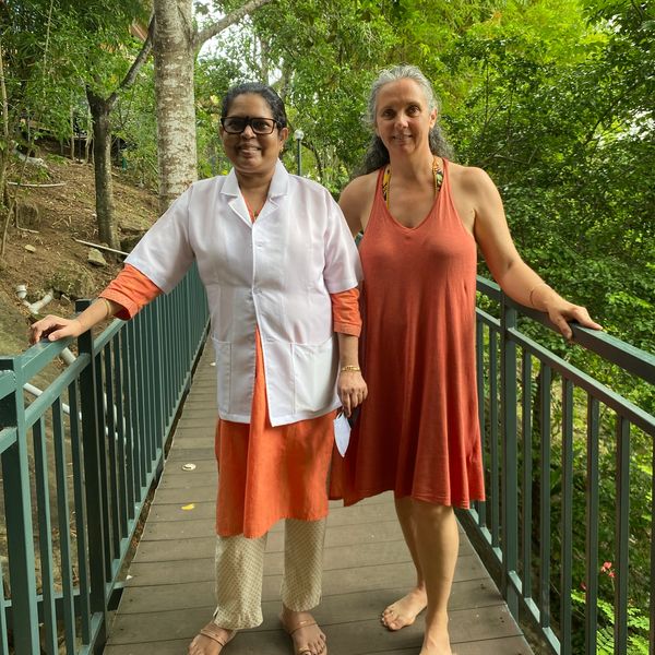 L'excellence de l'ayurvéda traditionnel au service de votre santé, Dr Maya Gopinath https://www.ayur