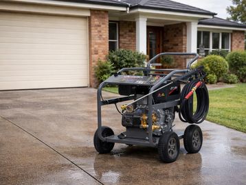 gutter cleaning and pressure washing Wollonong, shellharbour, Kiama, gerringong, warilla, bulli, NSW