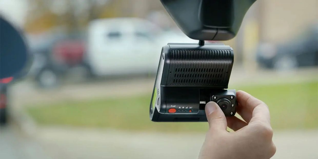 sensata 2-in-1 dashcam