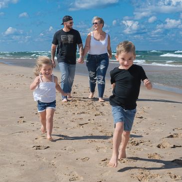 Vacation photographer Beach family photos 