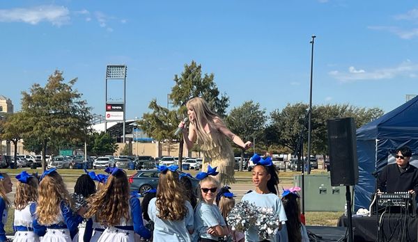 taylor swift impersonator dallas