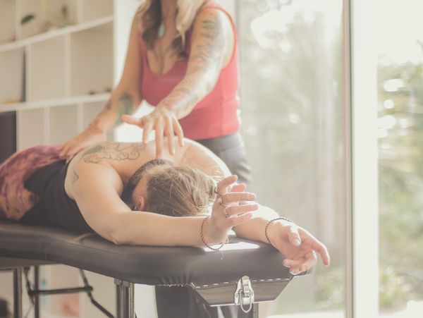 spinal energetics, connecting to spine, healing through light touch