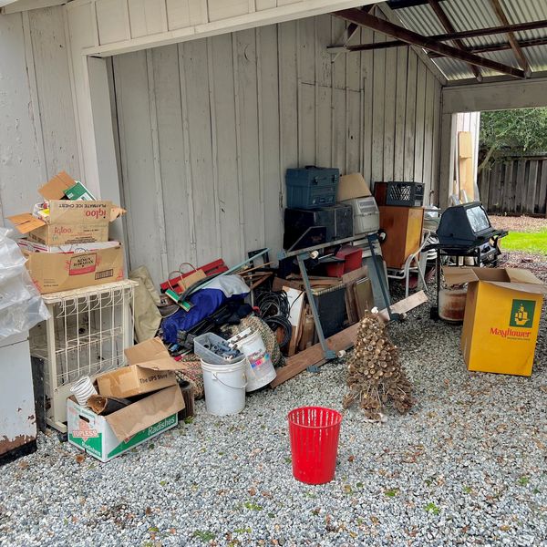 Junk removal-Junk pickup-BBQ pickup-BBQ removal-Furniture removal-Furniture pickup-Morgan hill-Demo-