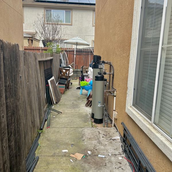 Junk removal-Gilroy-Morgan hill-Junk pickup-San Jose-Junk haulers-Hollister-Furniture removal-Couch