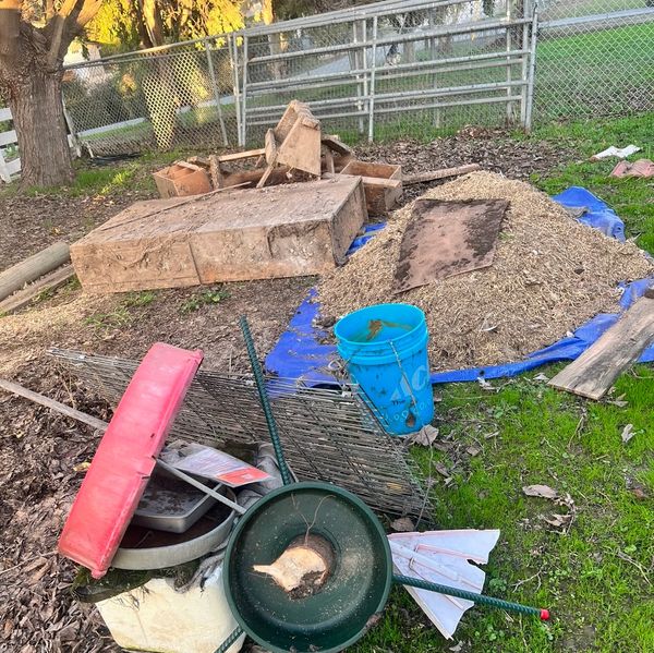 Junk pickup-Junk removal-Junk haulers-Couch removal-Morgan hill-Mattress removal-Pickup-Junk haulers