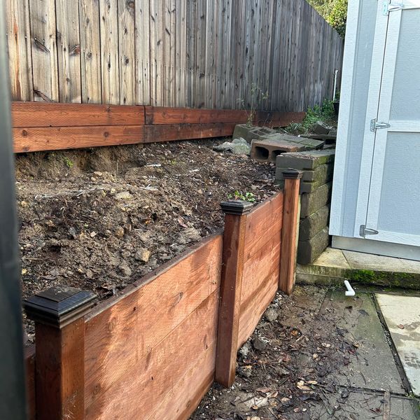 Junk removal-Gilroy-Morgan hill-construction debris removal-concrete pickup-hot tub removal-couch-