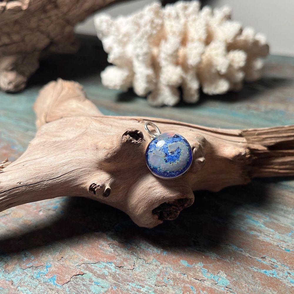 Jewelry made shop from cremains