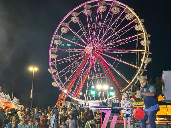 Ferris wheel 