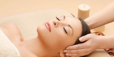 Päähieronta, intialainen päähieronta, stressi, ajatustyö