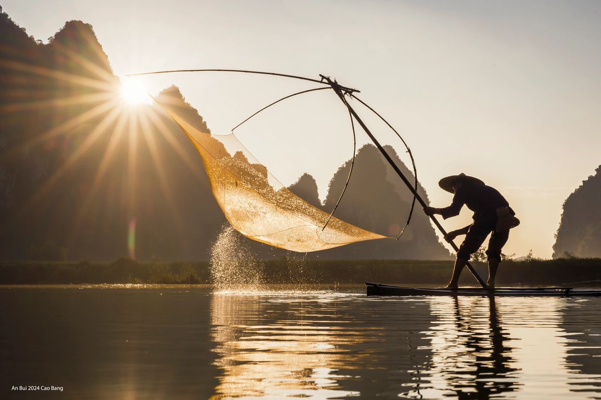 Fishermen in Cao Bang