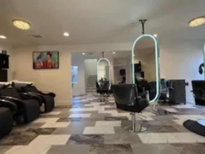 Hair salon in Davis CA near UC Davis men's haircuts, balayage, highlights, keratin walk ins welcome.