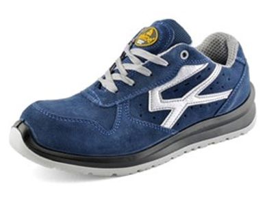 safety shoes dubai