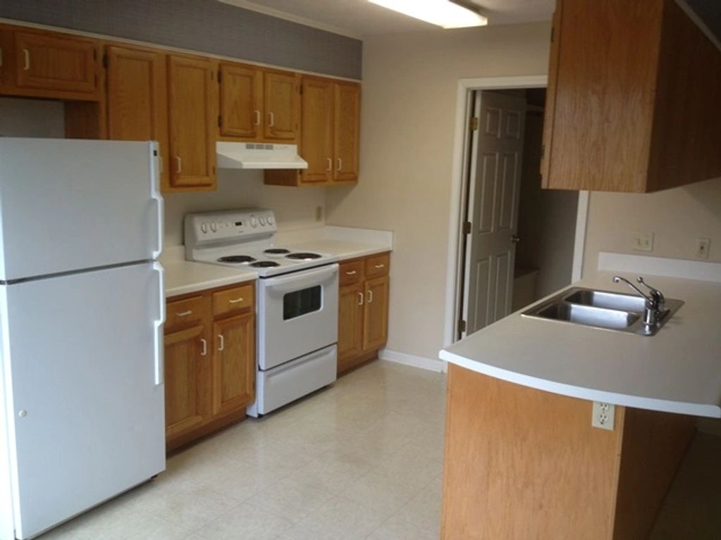 Three Bedroom Duplex Kitchen