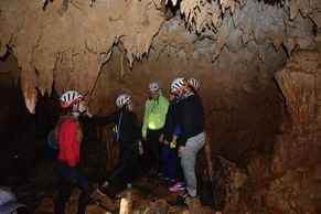 Maceo
Cavernas de Maceo
cañón del río Alicante 
