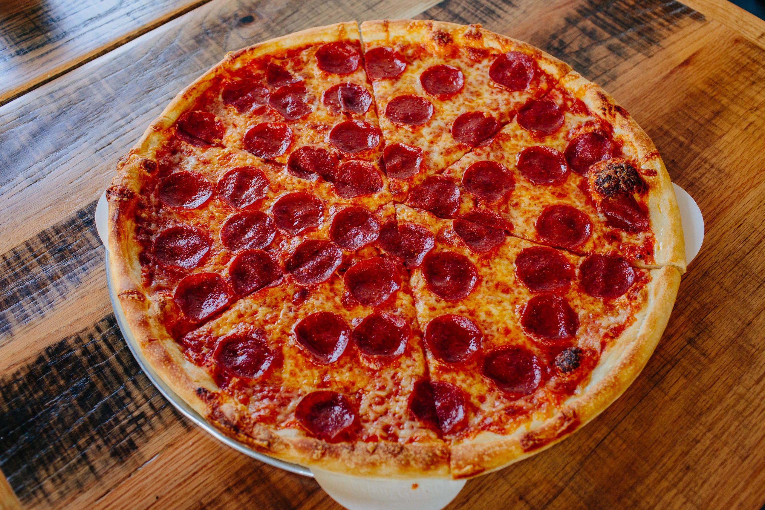 Ari's Pizza & Subs Free Delivery Haverhill, MA