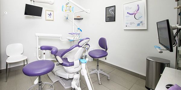 Oaktree Dental Centre, Oakville, clinic, Filling, Implant, Veneers