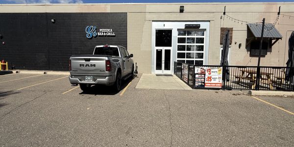 G"s Pizza Entrance on West Side of building