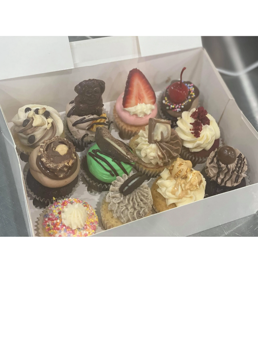 Shop Cabinet Cupcake Boxes
