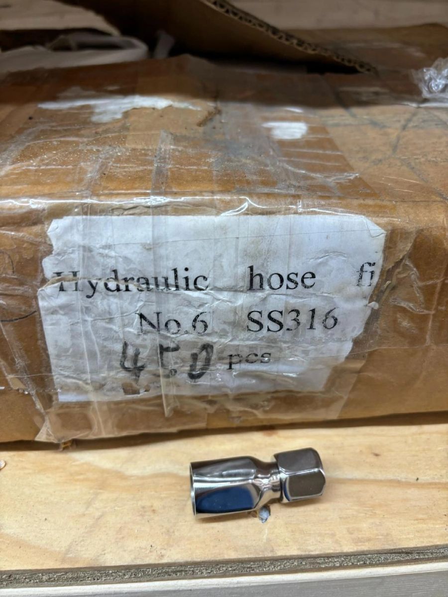 Hydraulic hose #6 fitting