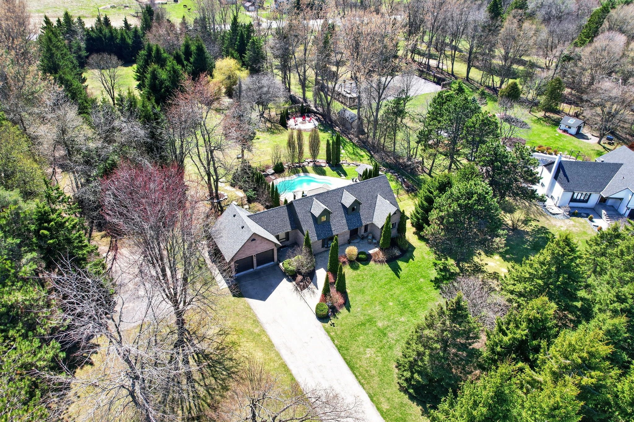 12 Glenn Court, Caledon East