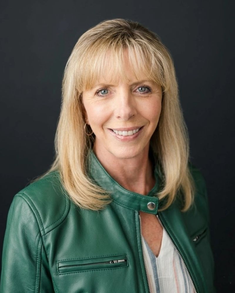 Lisa Gough headshot