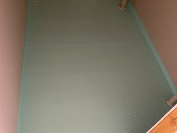 Powder room waterproofing