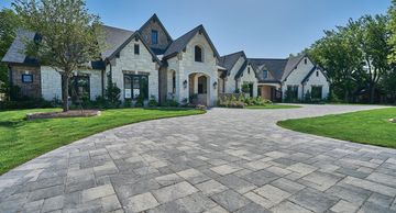 Paver Driveway, Gray Pavers, Grey Pavers Johns Creek, Marietta, Woodstock, Canton, Roswell, Cumming 