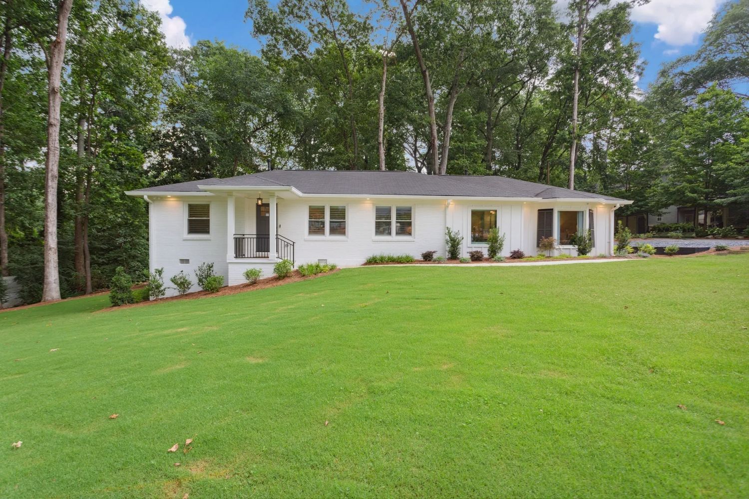                  2661 Caldwell Rd.

Complete Renovation - Everything is New!

                      