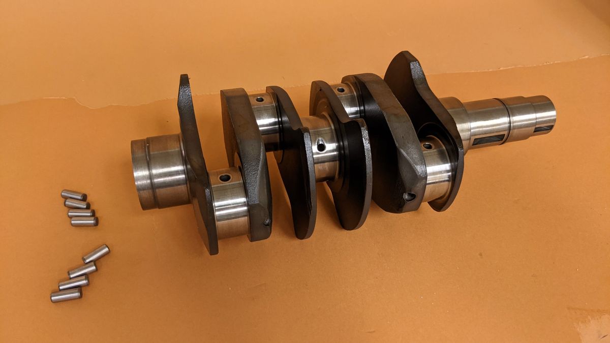 Crankshaft RevMaster HiPerformance stroke 84 mm. Chevy Journals