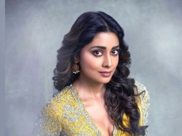 Shriya Saran booking agency south india