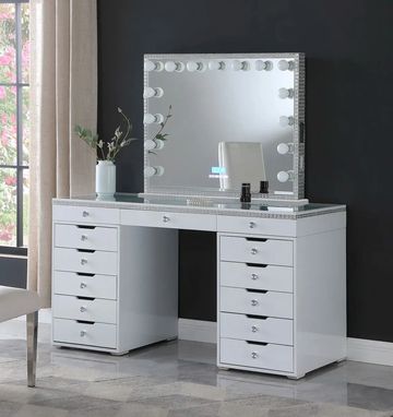 glam vanities