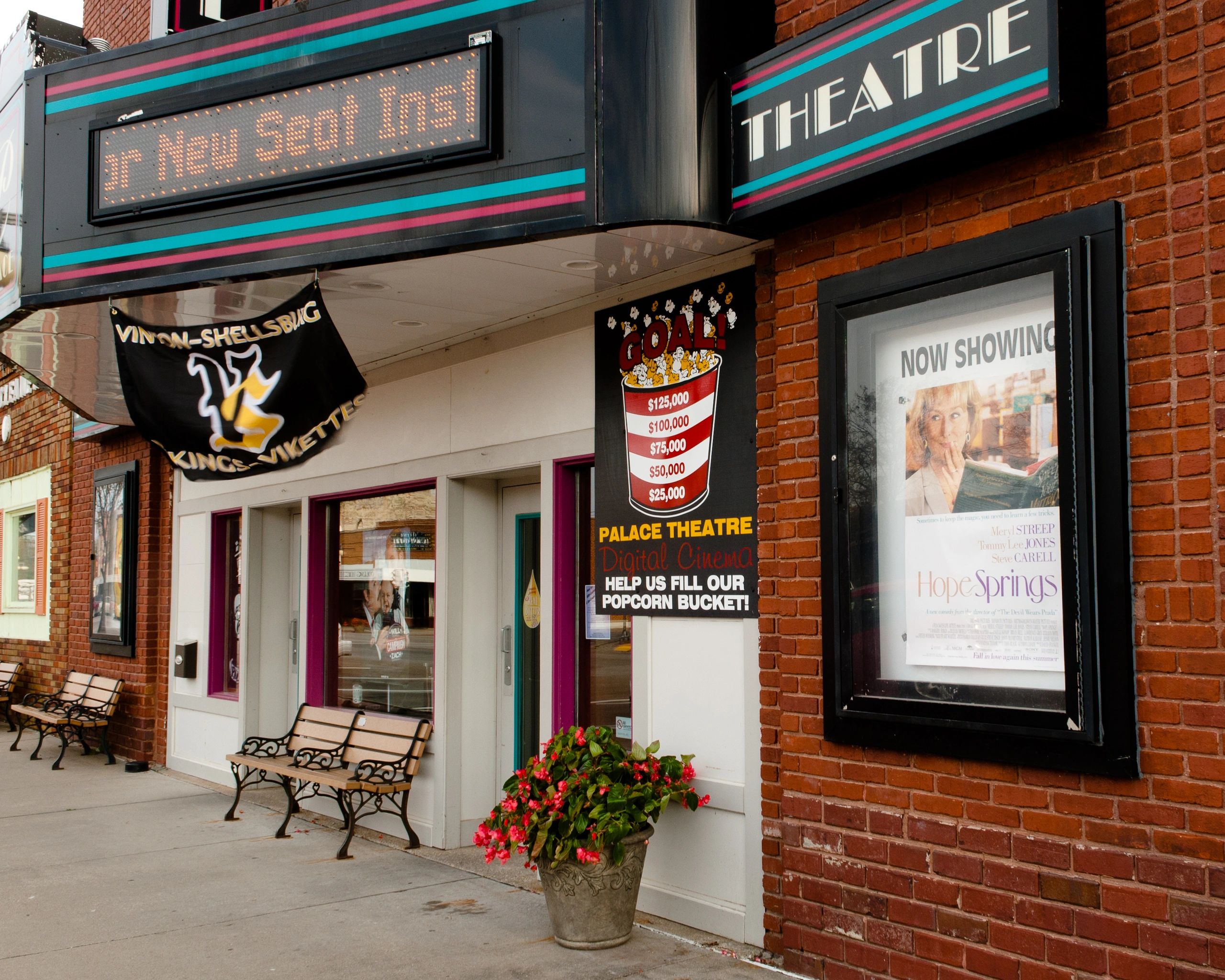 Vinton Palace Theatre Vinton Palace Theatre