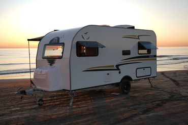 Cankar Bussiness 4700
Karavan
Çekme Karavan